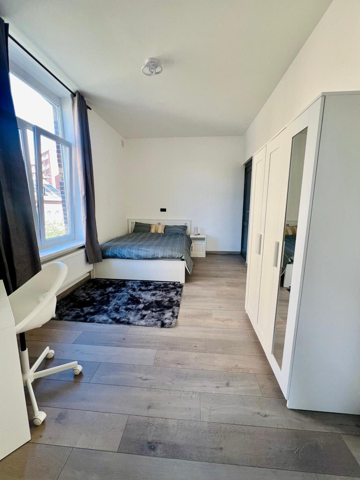 Renove Et Radieux A Bruxelles Екстер'єр фото